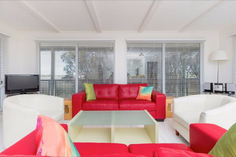 Mr - Redcliffe Tourism 7