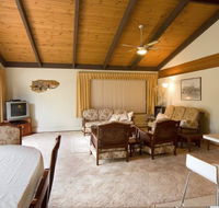 Chisholm Heights CBD Accommodation - Redcliffe Tourism