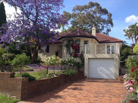 Jacaranda Bed And Breakfast - Redcliffe Tourism 0