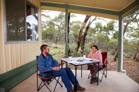 Alligator Lodge - Mount Remarkable National Park - Redcliffe Tourism 4