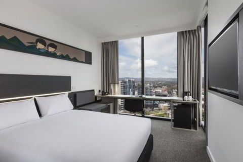 Ibis Adelaide - Redcliffe Tourism 0