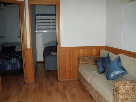 Elliston Waterloo Bay Tourist Park - Redcliffe Tourism 7