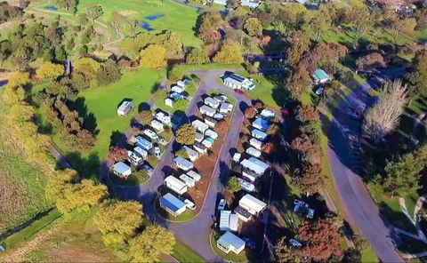 Lake Colac Caravan Park - Redcliffe Tourism 1