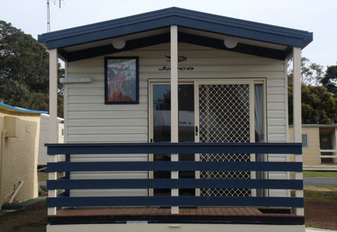 Lake Colac Caravan Park - Redcliffe Tourism 4