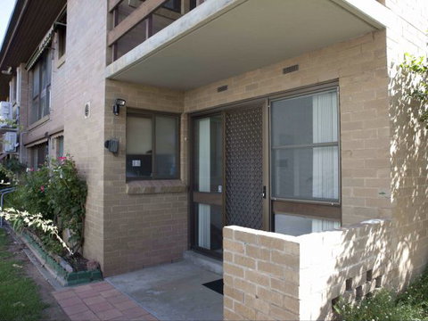 Ovens CBD Apartment 3 - Redcliffe Tourism 5