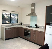 Beacon Point Ocean View Villas - Redcliffe Tourism