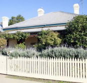 Florennes Heritage Cottage - Redcliffe Tourism