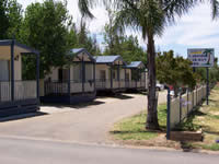 Lakeside Caravan Park - Redcliffe Tourism 0