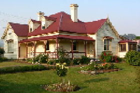 Cambridge House - Redcliffe Tourism 0