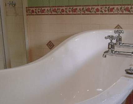 Hamilton Old School House Cottages - Redcliffe Tourism 2