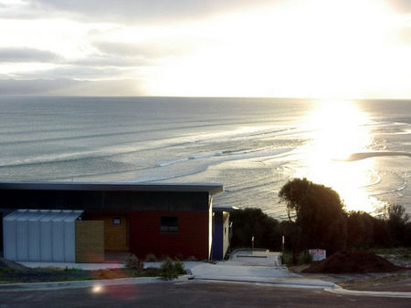 Freycinet Beach Apartments - Redcliffe Tourism 0