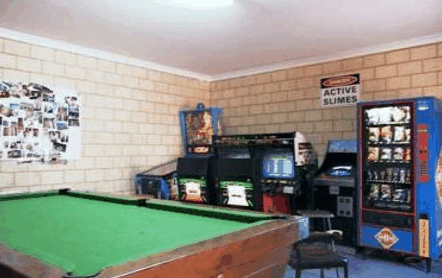 Gold Dust Backpackers YHA - Redcliffe Tourism 3