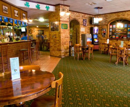 Albion Hotel - Redcliffe Tourism 4