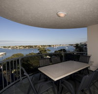 Riverdance Apartments - Redcliffe Tourism