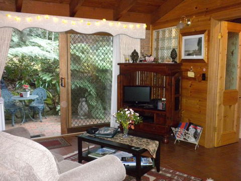 Whistle Stopover - Redcliffe Tourism 8