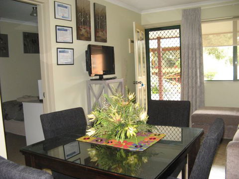Ficifolia Lodge Kangaroo Island - Redcliffe Tourism 3