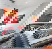 Barossa White House The West Wing - Redcliffe Tourism