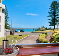 Beauty at the Beach - Redcliffe Tourism