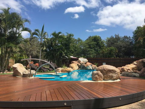 Bush Oasis Caravan Park - Redcliffe Tourism 1