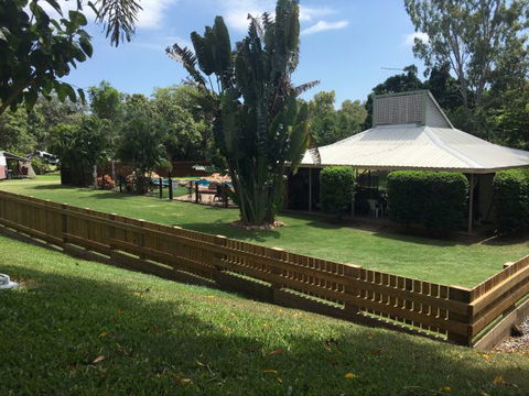 Bush Oasis Caravan Park - Redcliffe Tourism 9