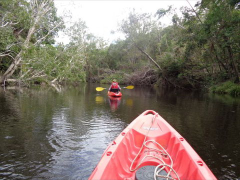 Byfield Cabins On Waterpark Creek - Redcliffe Tourism 3