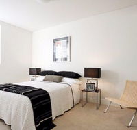 Executive Two Bedroom Unit Crows Nest - Redcliffe Tourism