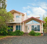 Fairlight House - Redcliffe Tourism