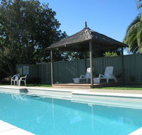 Golden Chain Wine Village Motor Inn - Redcliffe Tourism
