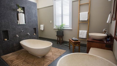 Merewether Beach House B And B - Redcliffe Tourism 2