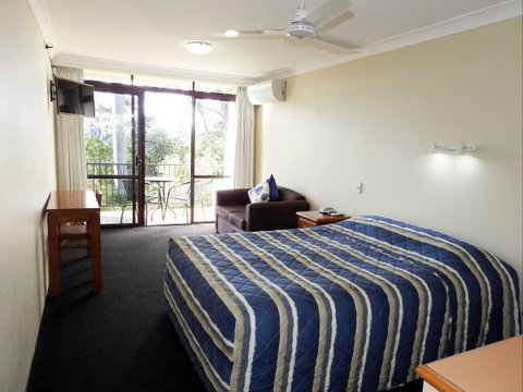 Mt Tamborine Motel - Redcliffe Tourism 3
