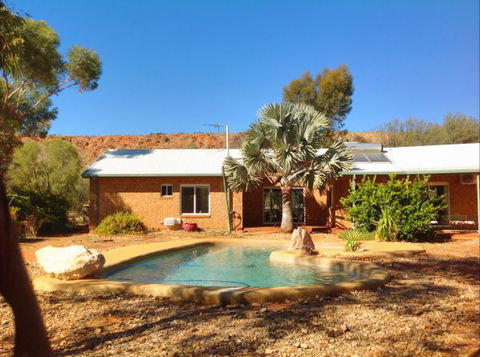 Munga Munga B&B - Redcliffe Tourism 9