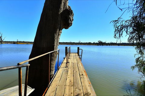 Mundic Waterfront Cottages - Redcliffe Tourism 3