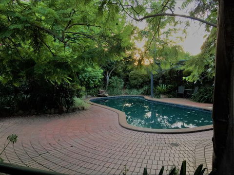 Palm Haven Bed And Breakfast - Redcliffe Tourism 2