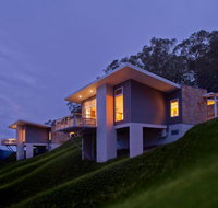 Panoramia Villas - Redcliffe Tourism