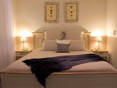 Queen's Cottage Barossa Valley - Redcliffe Tourism 1