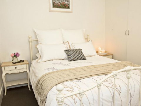 Queen's Cottage Barossa Valley - Redcliffe Tourism 6