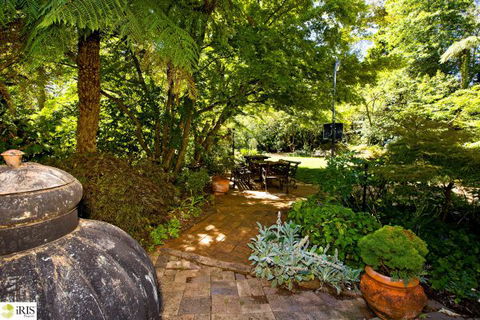 Sefton Cottage - Redcliffe Tourism 1