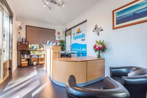The Esplanade Motel - Redcliffe Tourism 1