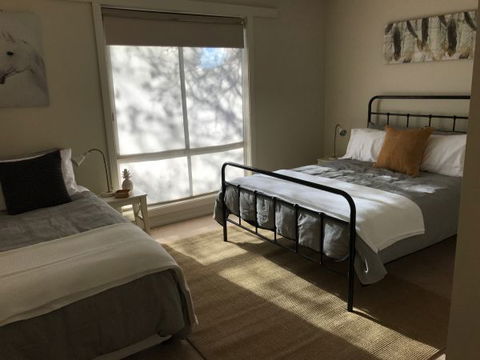 Townhouse On Deas - Redcliffe Tourism 3