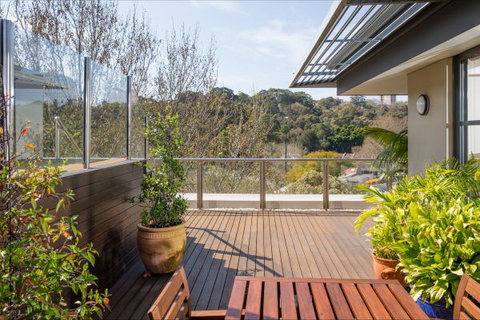 Trumper Loft - Redcliffe Tourism 1