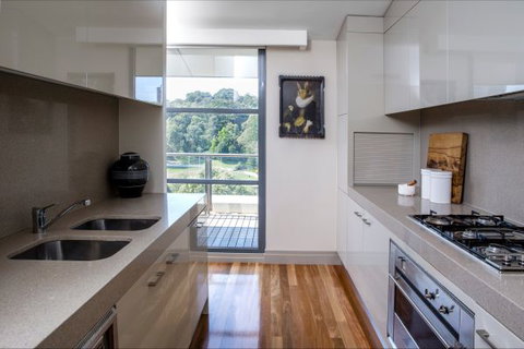 Trumper Loft - Redcliffe Tourism 3