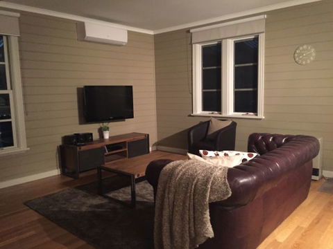 Wandana Bed And Breakfast - Redcliffe Tourism 3