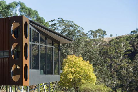 Clifftop At Hepburn - Redcliffe Tourism 1