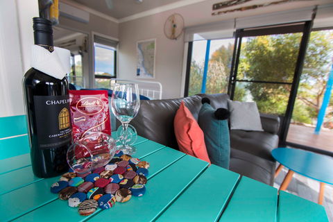 Coorong Cabins - Wren Cabin - Redcliffe Tourism 4