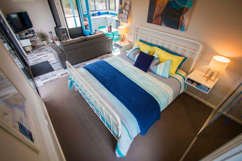 Coorong Cabins - Wren Cabin - Redcliffe Tourism 5