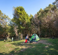 Hobart Beach campground - Redcliffe Tourism