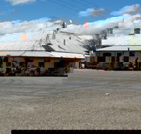 Royal Hotel Dalton - Redcliffe Tourism