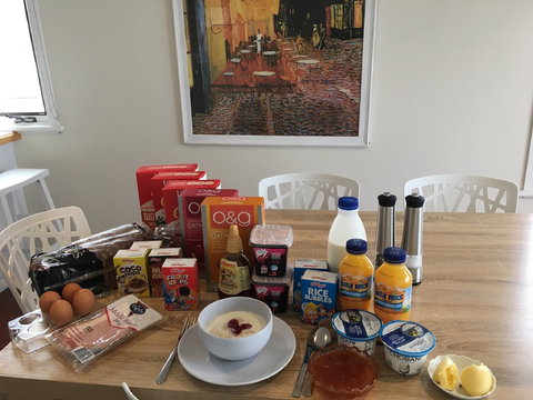 Rosewhite House BnB - Redcliffe Tourism 9