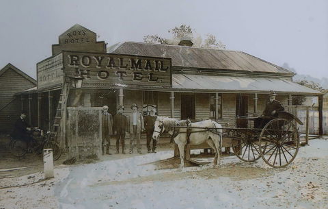 Royal Hotel Mulwala - Redcliffe Tourism 1