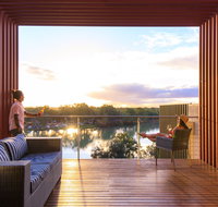The Frames - Luxury Riverland Accommodation - Redcliffe Tourism